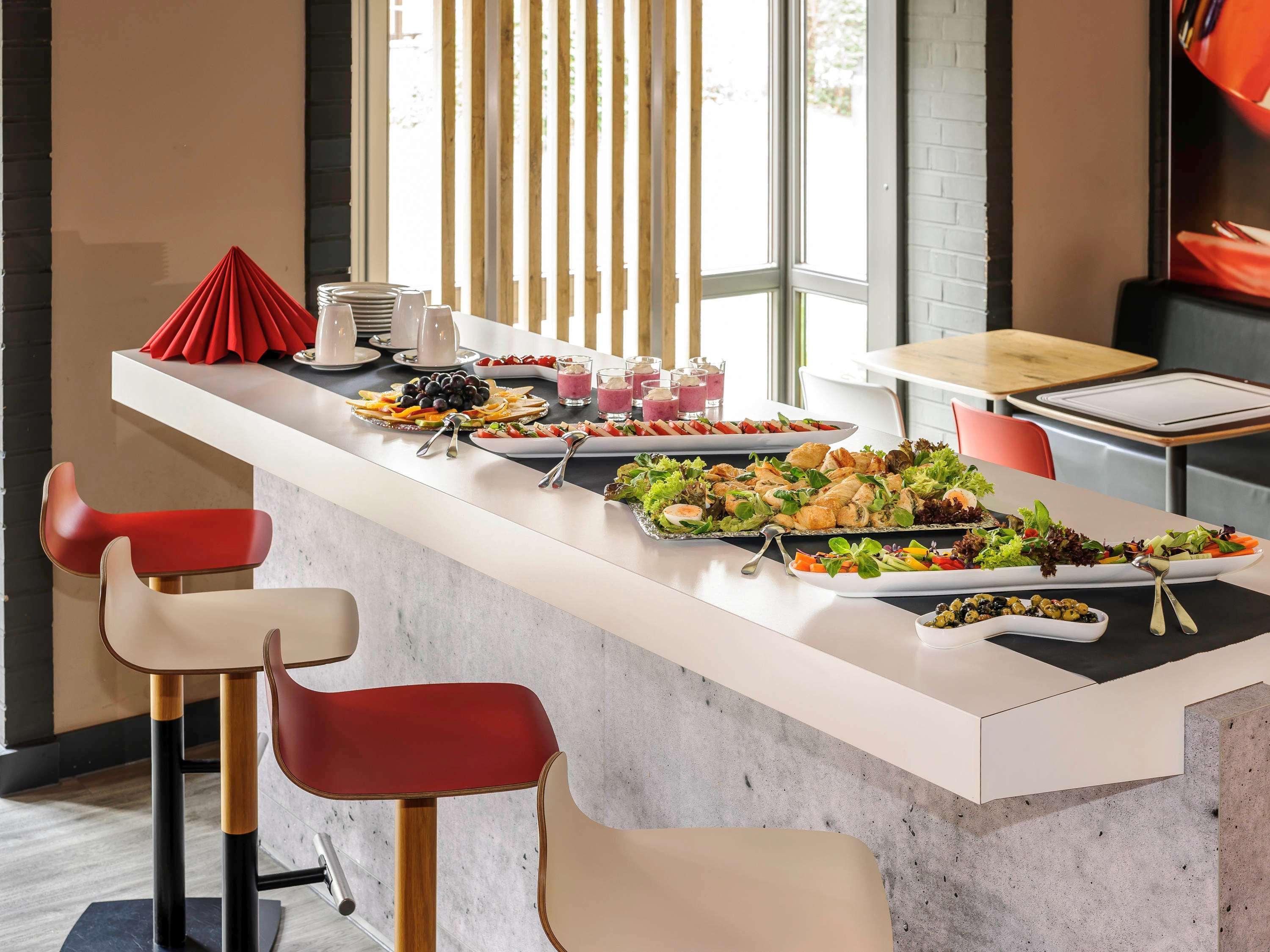 Ibis Bremen City Bagian luar foto