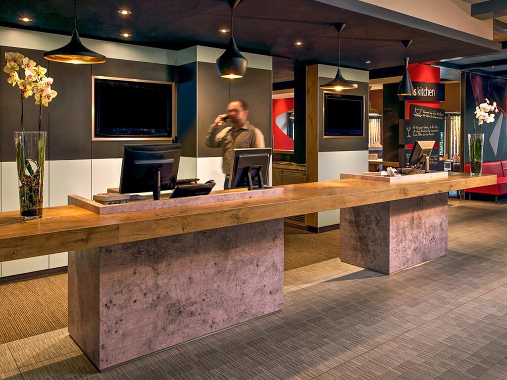 Ibis Bremen City Bagian luar foto