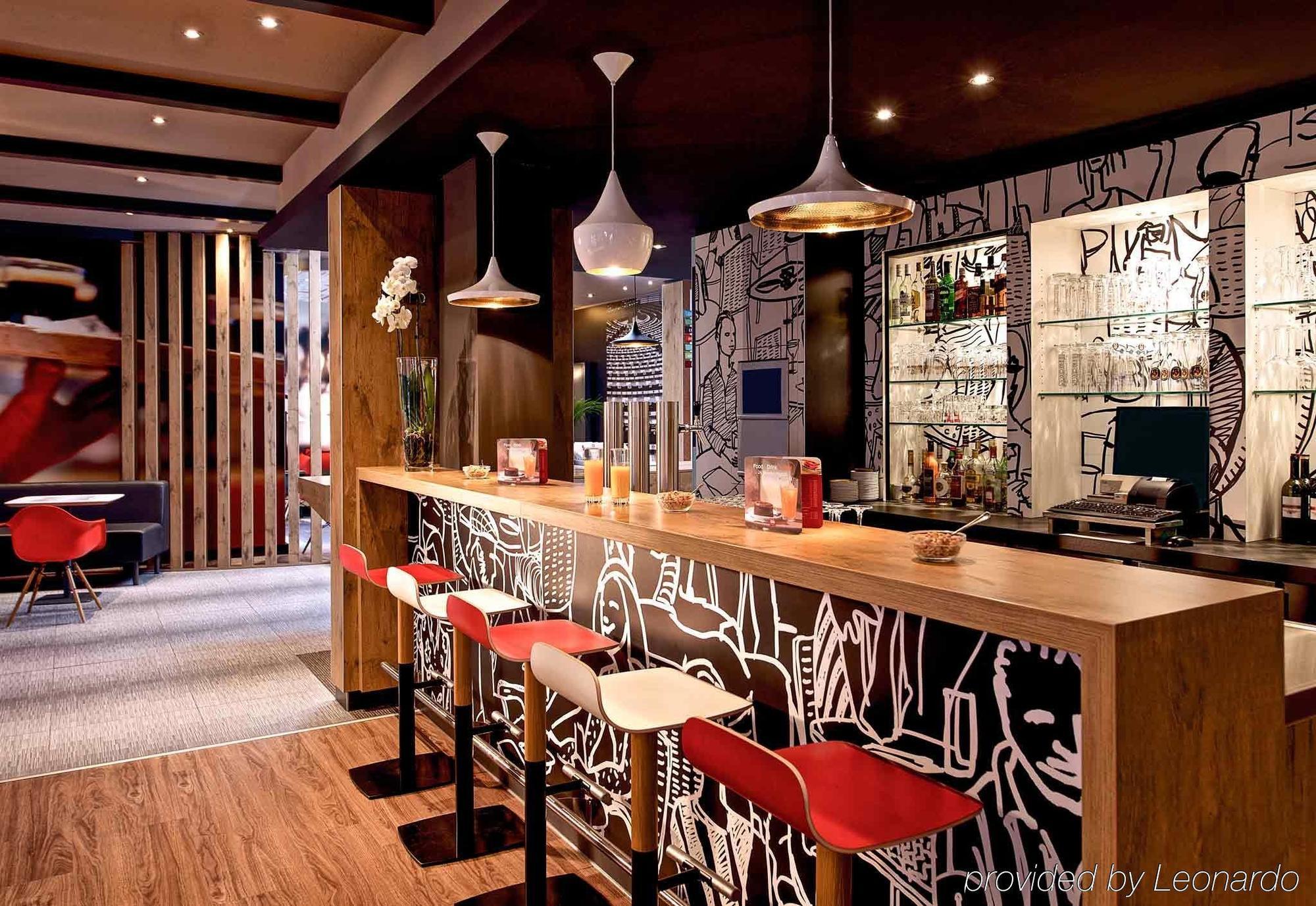 Ibis Bremen City Bagian luar foto