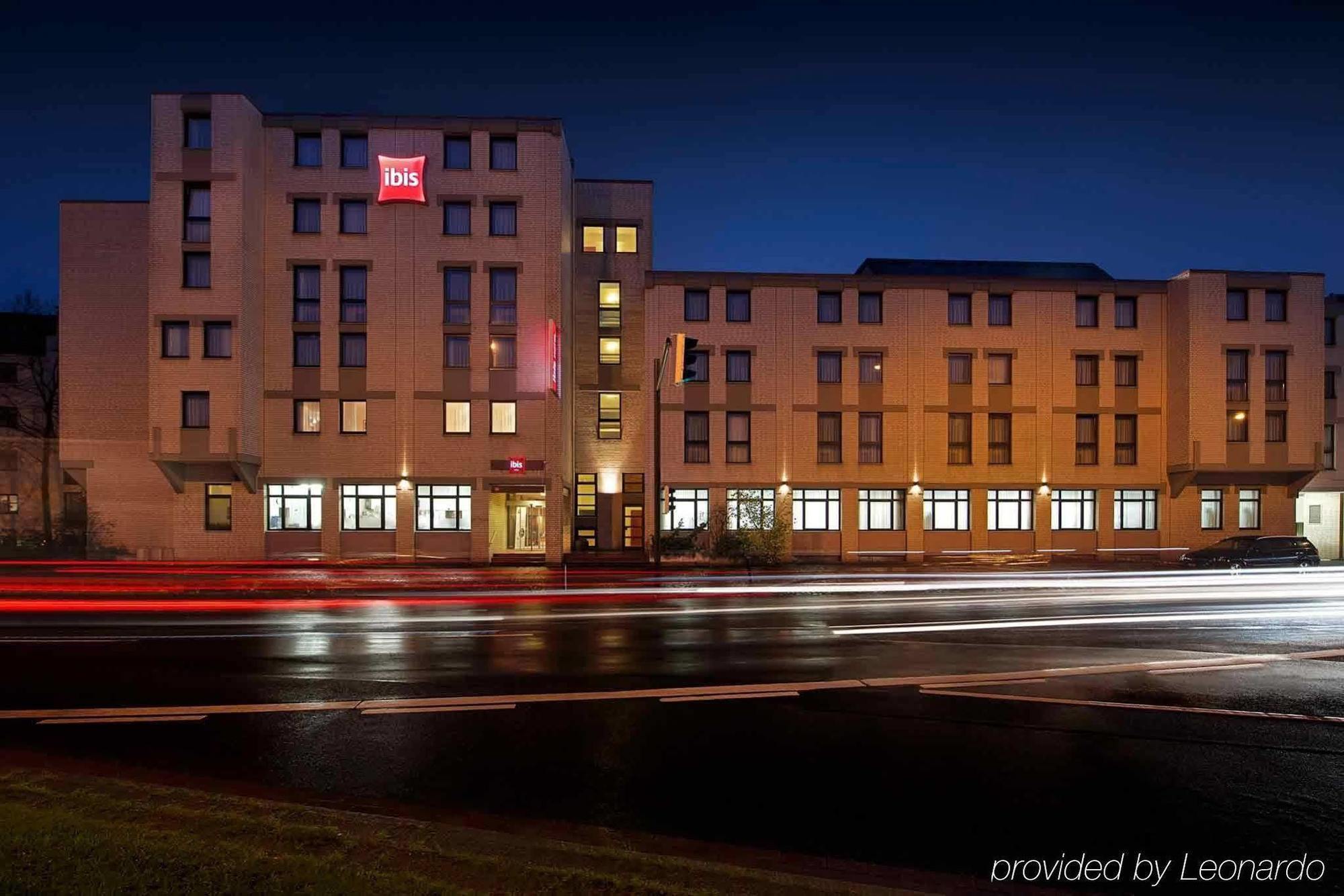 Ibis Bremen City Bagian luar foto